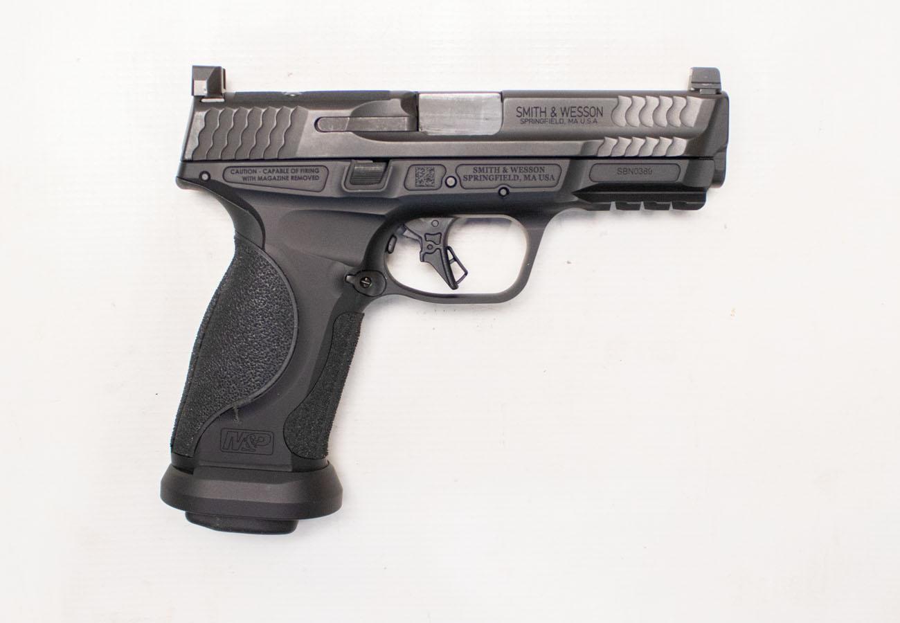 SMITH AND WESSON M&P9 M2.0 Metal Tactical 9mm Police Trade-in Pistol with Original Box and Three Magazines